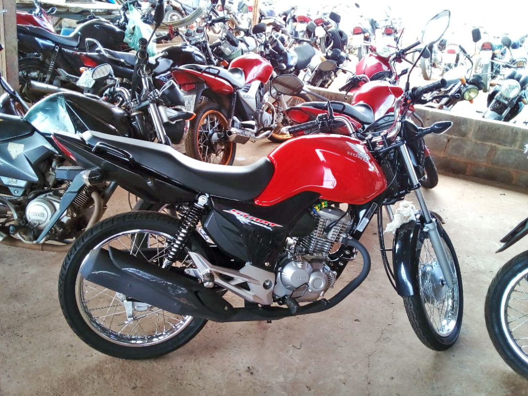MOTO DE LEILÃO